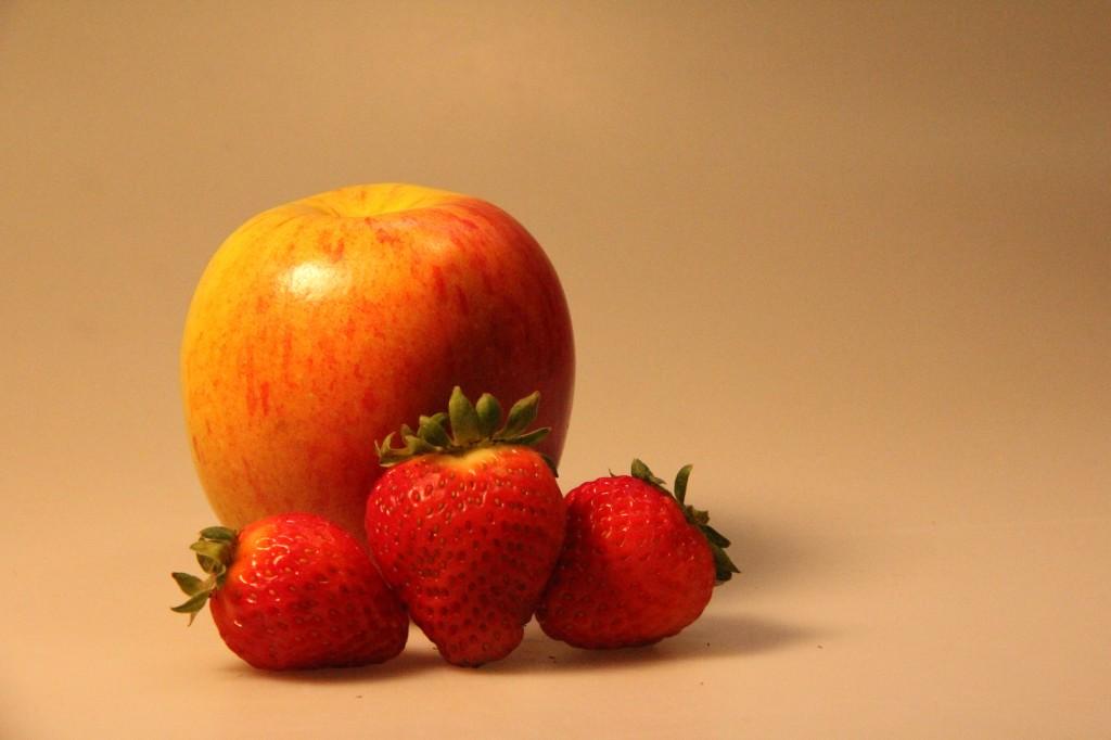 <u>Serafina Urrutia | Hawkeye</u>
Strawberries contain malic acid, which removes surface stains if applied to teeth. Eating an apple has similar effects as brushing teeth. 
