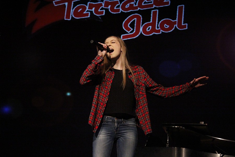 Maddy Caiola shows emotion while singing Im Not the Only One.