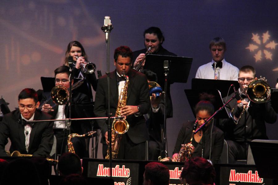 Junior Dylan Rajah plays a solo in the Nutcracker performance. 