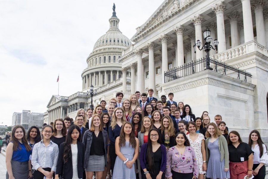 The Free Spirit scholars were given an exclusive tour of the U.S. Capitol Building that brought them through the designated media areas of both the House of Representatives and the Senate. The tour gave them a look at the history of media interactions with Congress and how political reporters cover the legislative body. 