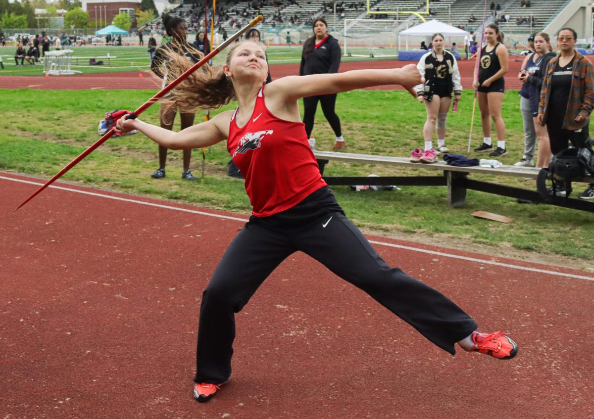 Sophomore Sierra Swan threw 104'09" in javelin, where she won first place at the WesCo Prelims. Swan also won 8th in discus, throwing 69'08"