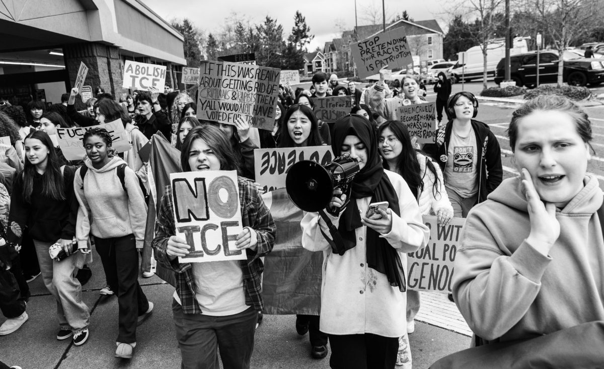 A large group of MTHS students participating in an ICE protest/walkout in front of Safeway in Mountlake Terrace, Feb. 18.
